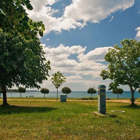 Vakantiehuis Holiday Camping Park Umag.12 Umag